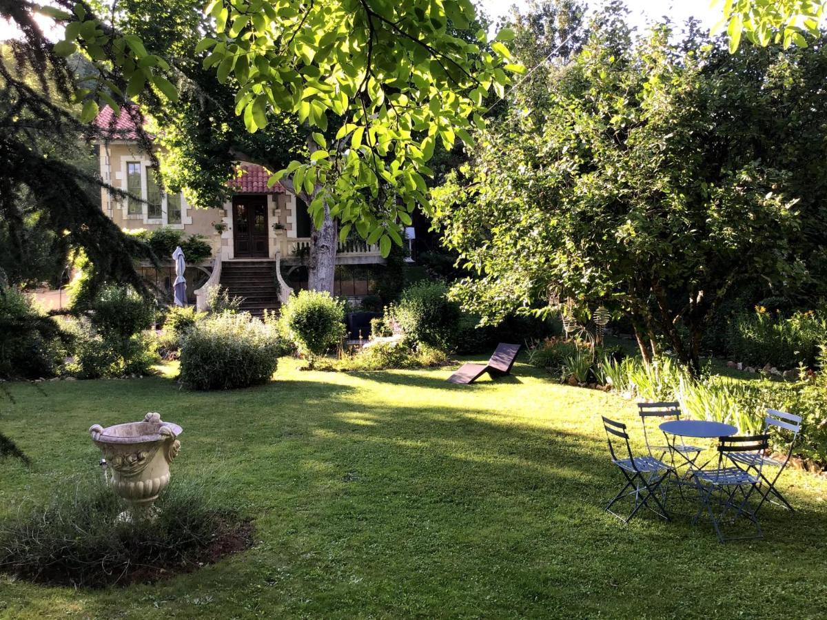 Villa Leovil Saint-Pompont 外观 照片
