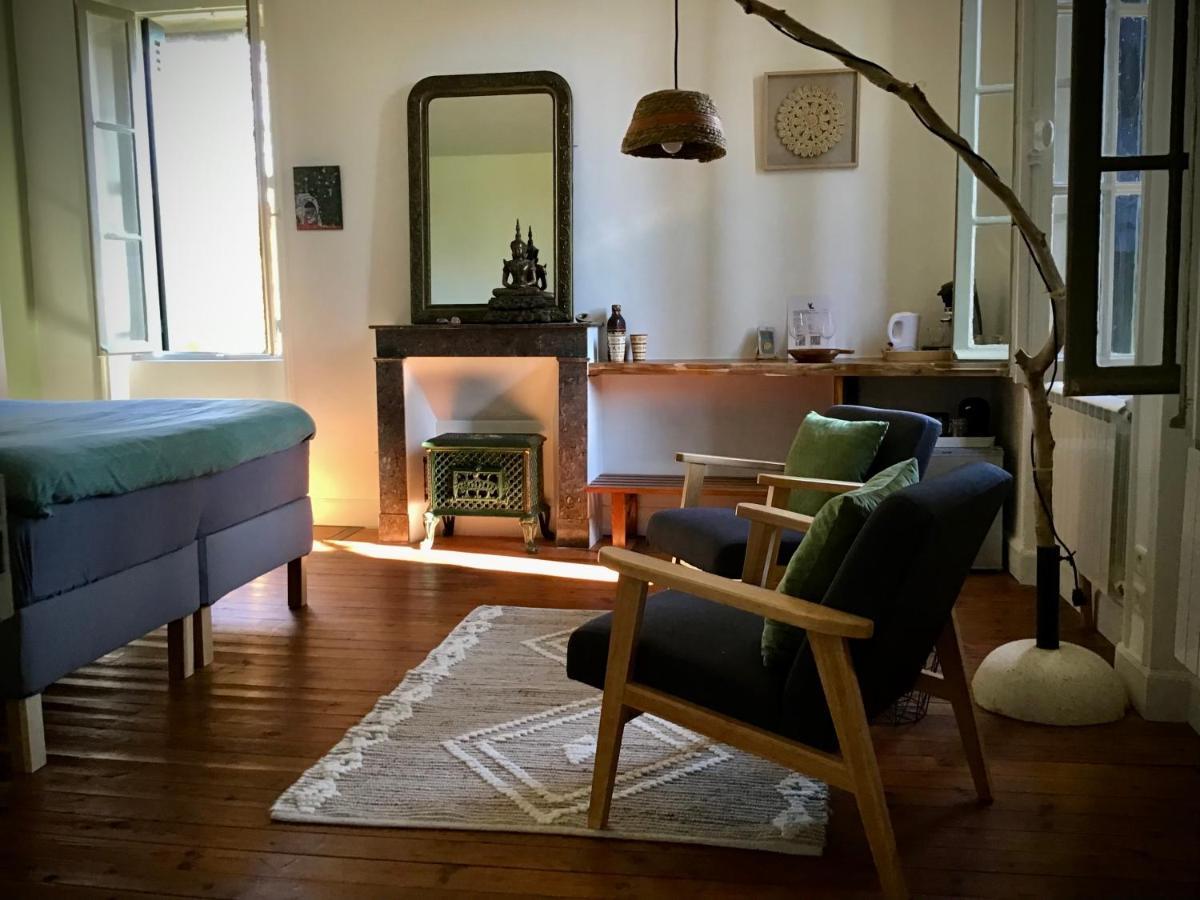 Villa Leovil Saint-Pompont 外观 照片